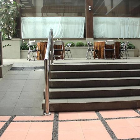 Zen Rooms Grand Hotel 렘뱅 외부 사진
