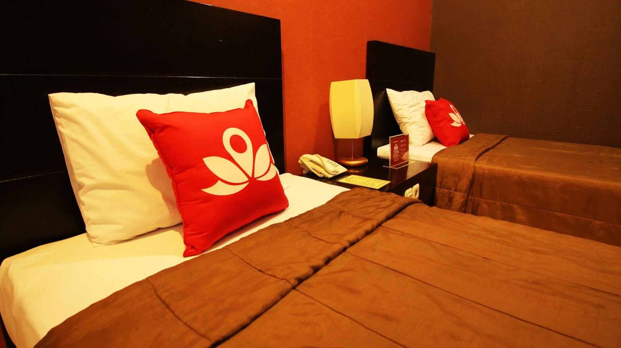 Zen Rooms Grand Hotel 렘뱅 외부 사진